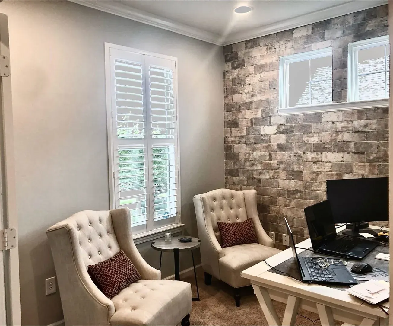 Cellular shades in a Oaklandon living room